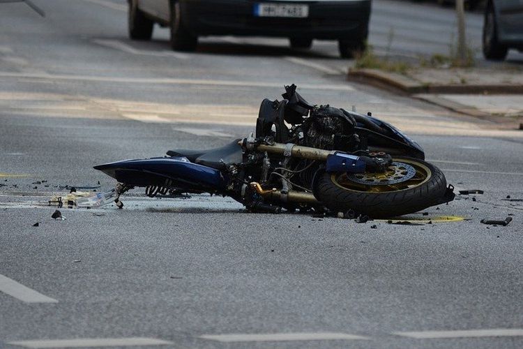 Kecelakaan Maut di Jalan Sudirman Kota Serang, Pejalan Kaki dan Pengendara Motor Tewas Seketika