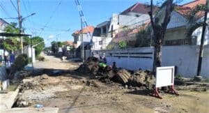 Pembangunan Drainase di Taman Warnasari Indah Dikeluhkan Warga