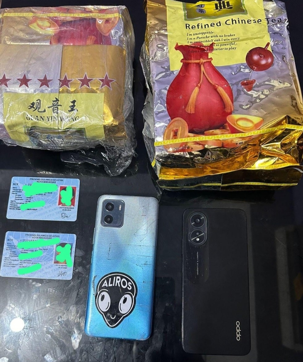 Barang bukti narkoba yang disita dair kurir di Makassar. (Fit)