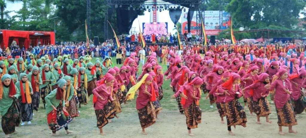 Pemecahan Rekor MURI Tari Massal di Banten Berpotensi Gerogoti Dana Bos Rp 5 Miliar