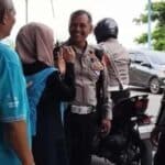 wanita nganjuk jebur ke kali brantas
