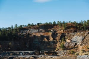 Polisi Menindak Tambang Emas Ilegal di Tanjakankeusik, Sukabumi, Jawa Barat