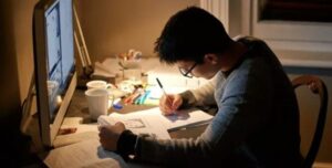 5 Latihan Sederhana untuk Mengatasi Dampak Buruk Duduk Terlalu Lama dan Memperbaiki Postur Tubuh