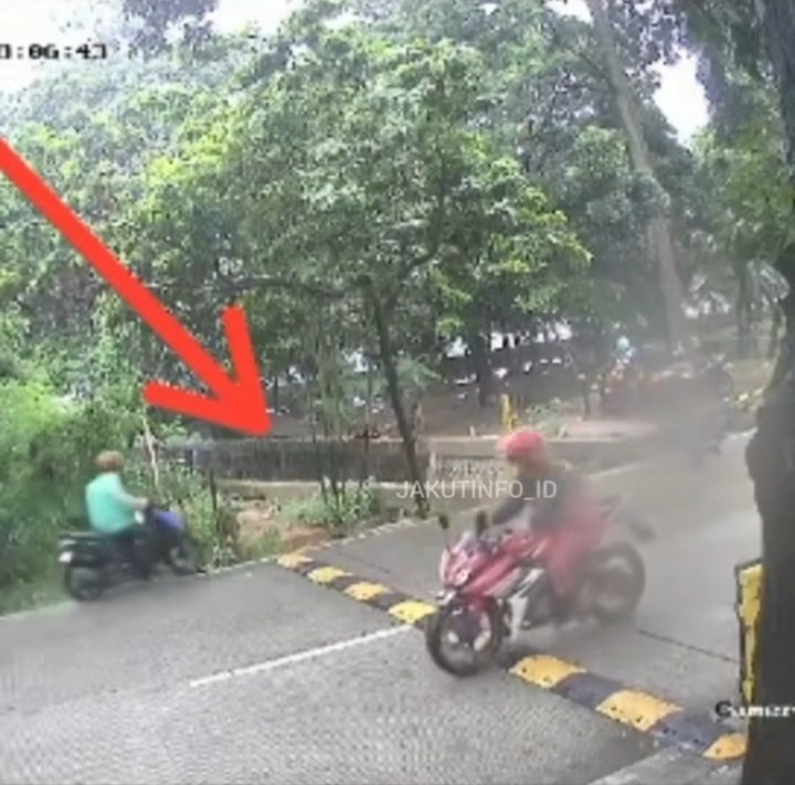 Ojek online tercebur