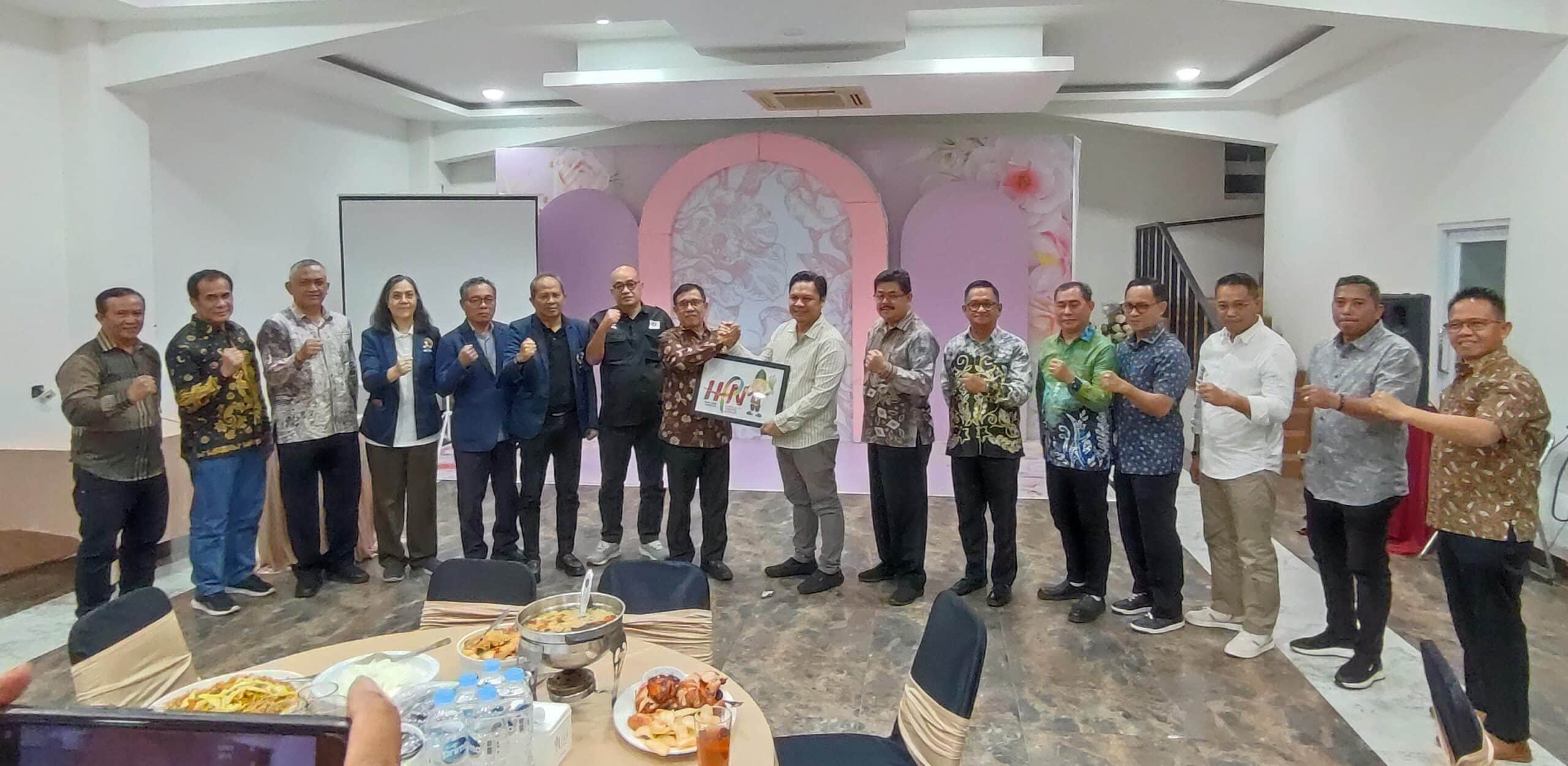 Plh Gubernur Kalsel Muhidin resmikan launching HPN 2025. (Humas PWI)