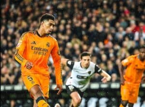 La Liga : Real Madrid Kalahkan Valencia, Meski Vinicius Jr Dapat Kartu Merah