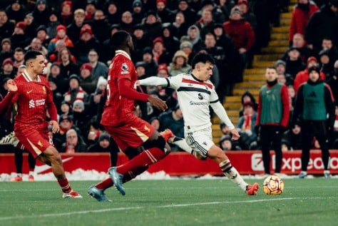 Manchester United Tiba-tiba Main Kesetanan dan Tahan Imbang Liverpool !