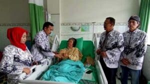 Tragis Nasib Pilu Guru SD Jepara ini, Kehilangan Dua Kaki Tertimpa Truk Mundur Angkut Batu