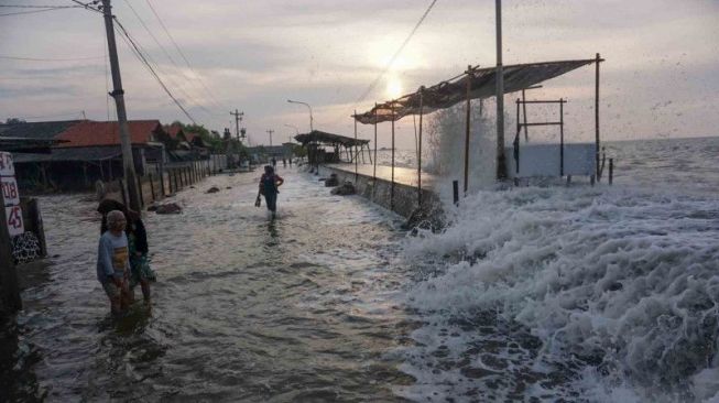 Cuaca ekstrem yang melanda sejumlah wilayah di Indonesia, termasuk Kabupaten Tanah Bumbu, masih berlangsung.(Ist)