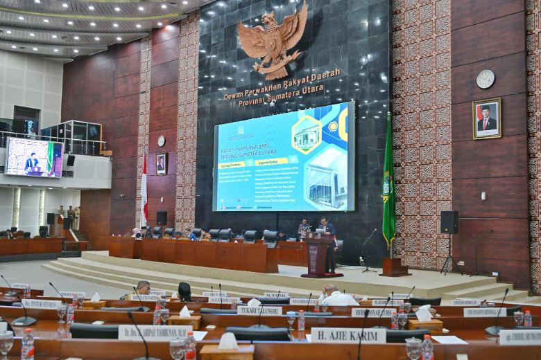 paripurna dprd sumut