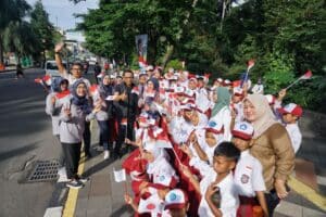 Sambutan Meriah Ribuan Pelajar Bogor untuk PM Jepang 