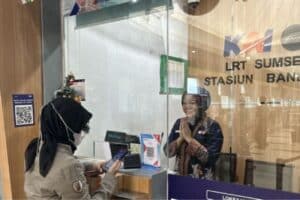 LRT Sumsel Hadirkan Metode Pembayaran Non Tunai QRIS di Seluruh Stasiun