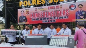 Sat Reserse Narkoba Polres Subang Tangkap Tiga Pengedar Sabu Berikut Barang Bukti