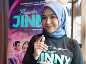 Ria Ricis, Youtuber yang ‘Berubah’ Jadi Asisten Jin