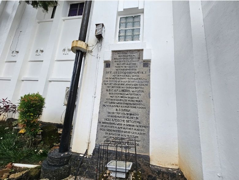 Tim Puskass Temukan Prasasti Kedua Zaman Belanda