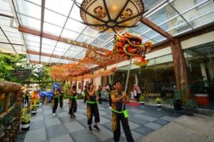 Rayakan Tahun Baru Imlek 2025 di Royal Safari Garden