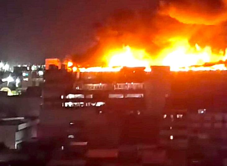 kebakaran glodok plaza