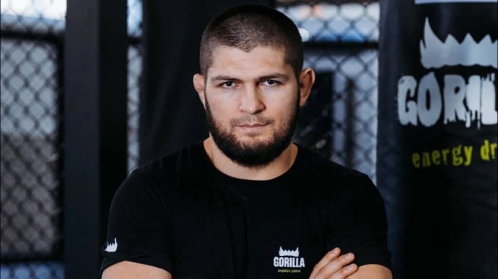 Viral! Legenda UFC Khabib Nurmagomedov Diusir dari Pesawat, Ini Klarifikasinya