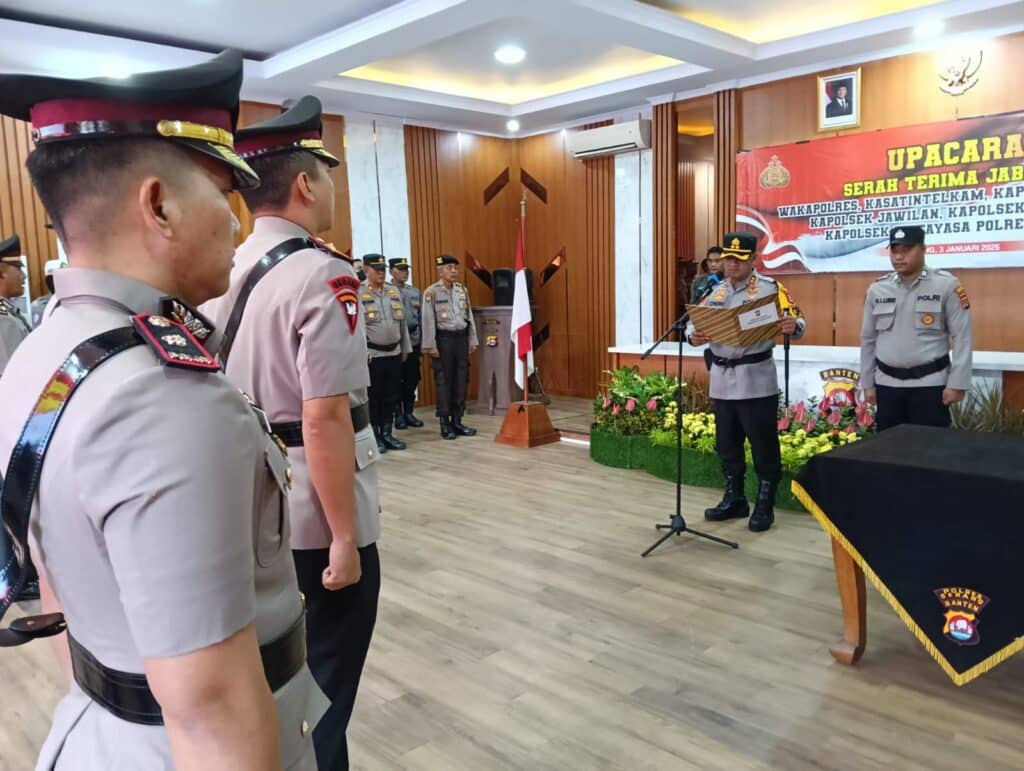 Kapolres Serang Pimpin Sertijab Wakapolres, Kasat dan Kapolsek