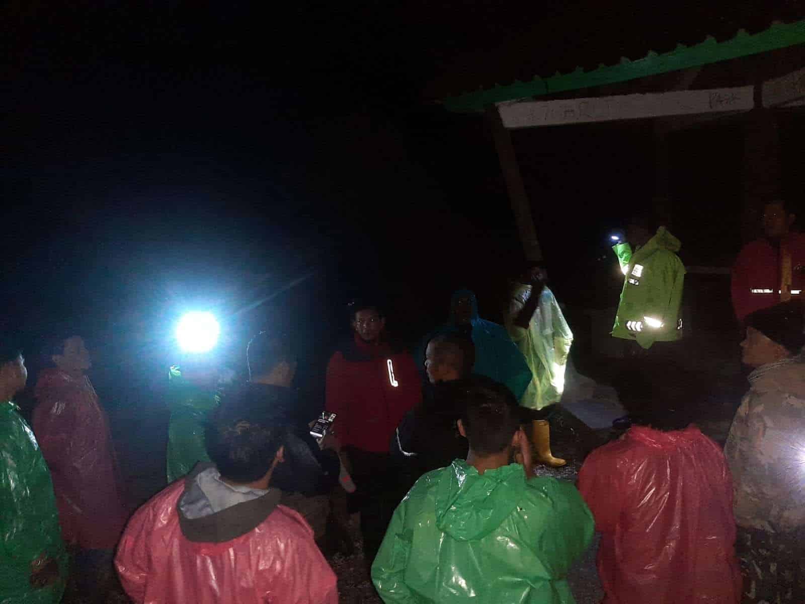 tersesat di kawah Talaga Bodas