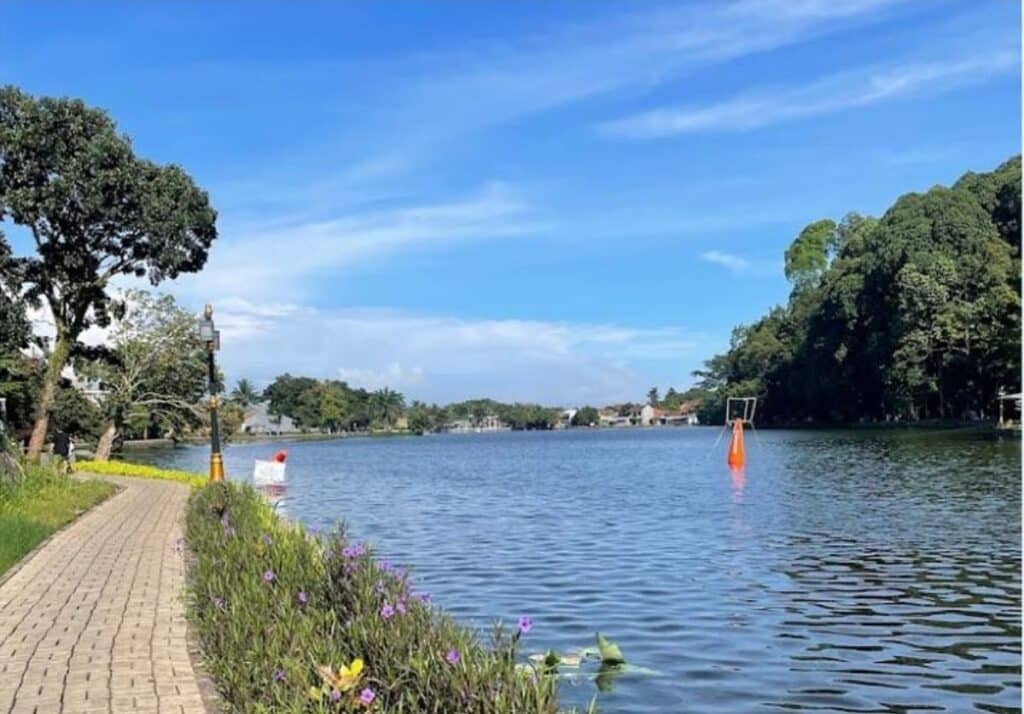 Situ Gede: Wisata Air Murah Meriah di Tengah Kota Bogor, Dekat Hutan Cifor yang Sejuk dan Instagramable