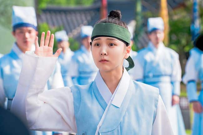Nonton Check in Hanyang Episode 15-16 Sub Indo