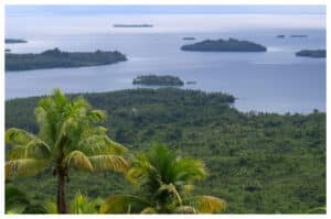 Menelusuri Keindahan Alam Pulau Peling di Kepulauan Banggai