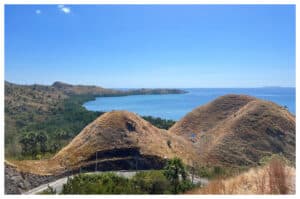 Amelia Sea View: Keindahan Bukit Hijau dengan Panorama Laut di Labuan Bajo