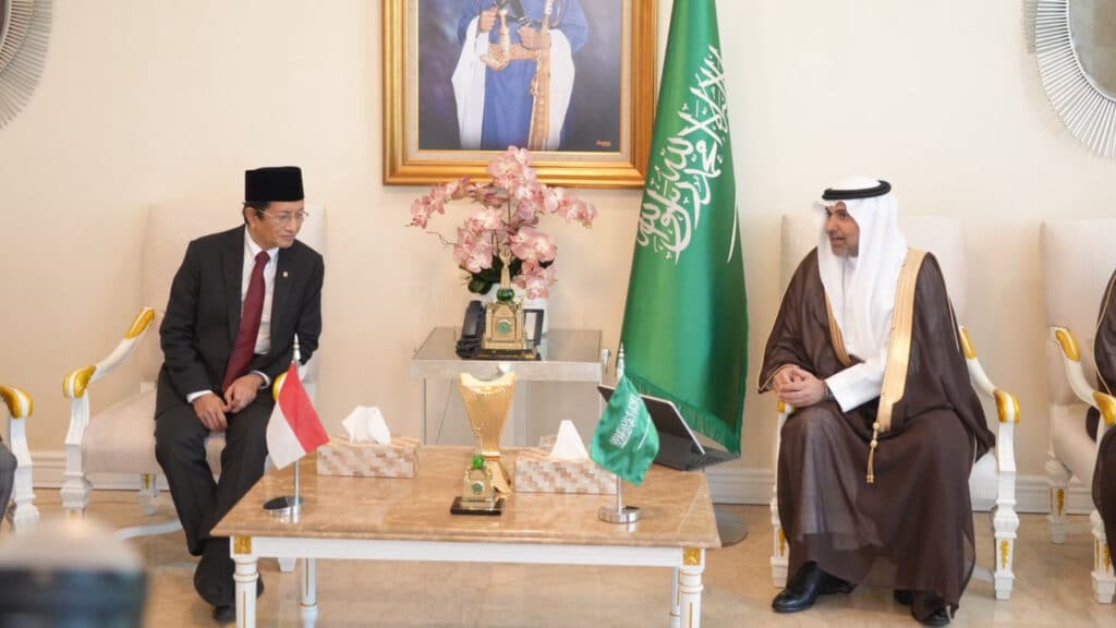 Bertemu dengan Menkes Saudi, Menag Minta Tidak Batasi Usia Jemaah Haji