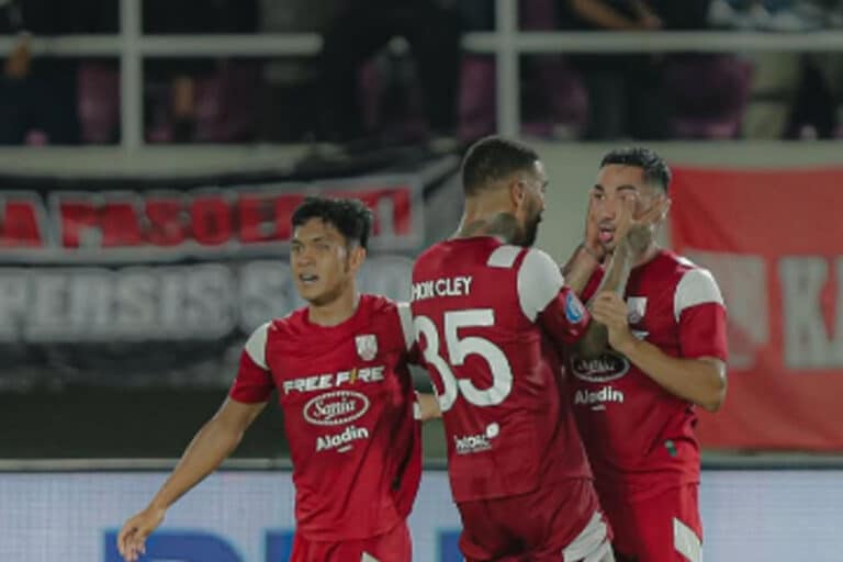 Prediksi Persis Solo vs Persebaya 1