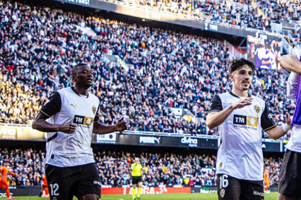 Valencia Menang Dramatis 3-2, Sevilla Kehilangan Poin Penting di Kandang