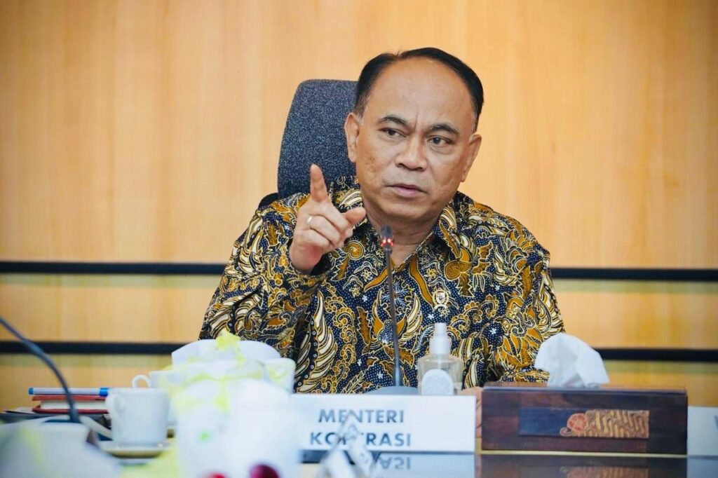 Bicara dalam Acara yang Digelar PABPDSI, Menkop Budi Arie Ajak BPD Probolinggo Dukung Pembentukan Koperasi Desa Merah Putih