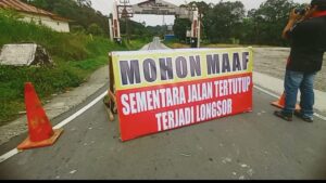 Dampak Longsor, Jalan Menuju Wisata Danau Toba Lewat Silahisambungan Ditutup