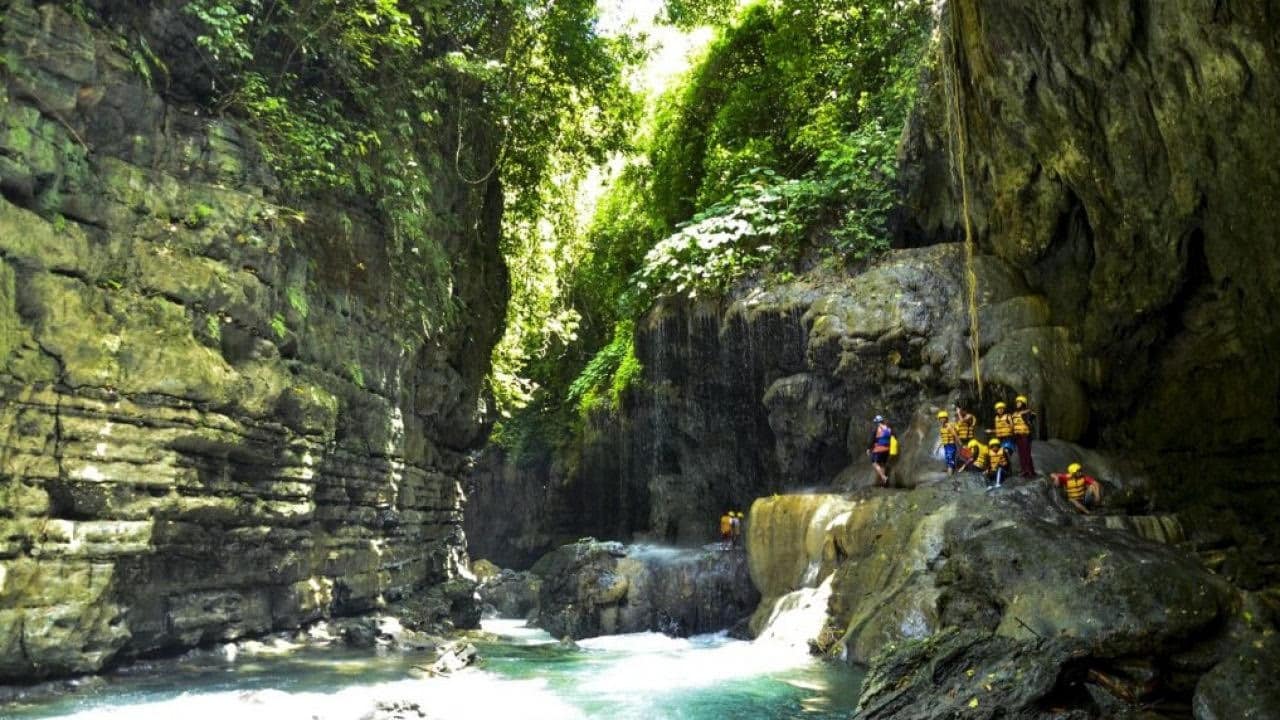 Salah satu sudut di Green Canyon Gunung Bunder, Megamendung, Bogor (KIS/IST)