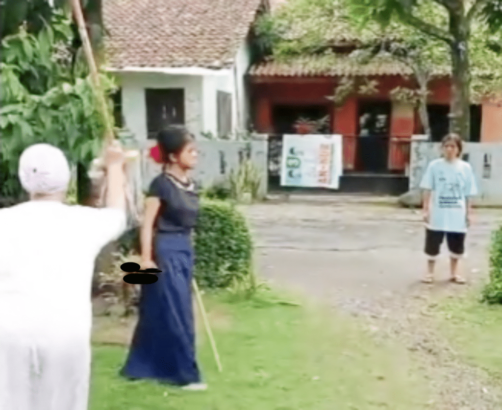 Viral di Media Sosial, Gadis di Pemalang Ancam Ibunya dengan Senjata Tajam, Ingin Dibelikan Skincare?