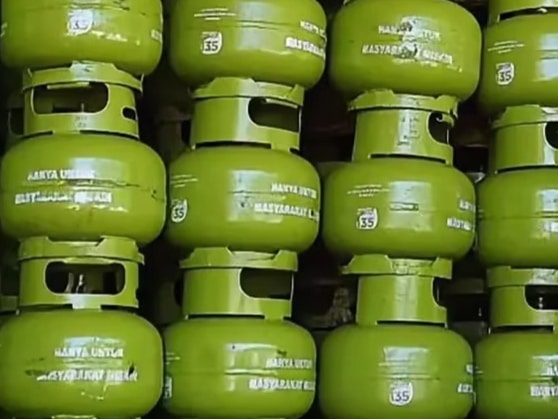 Kelangkaan Gas 3 Kg di Desa Pondok Udik, Pelaku UMKM Bogor Mengeluh