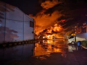 Gudang Mebel Terbakar di Tambun Selatan, 12 Unit Mobil Pemadam Dikerahkan
