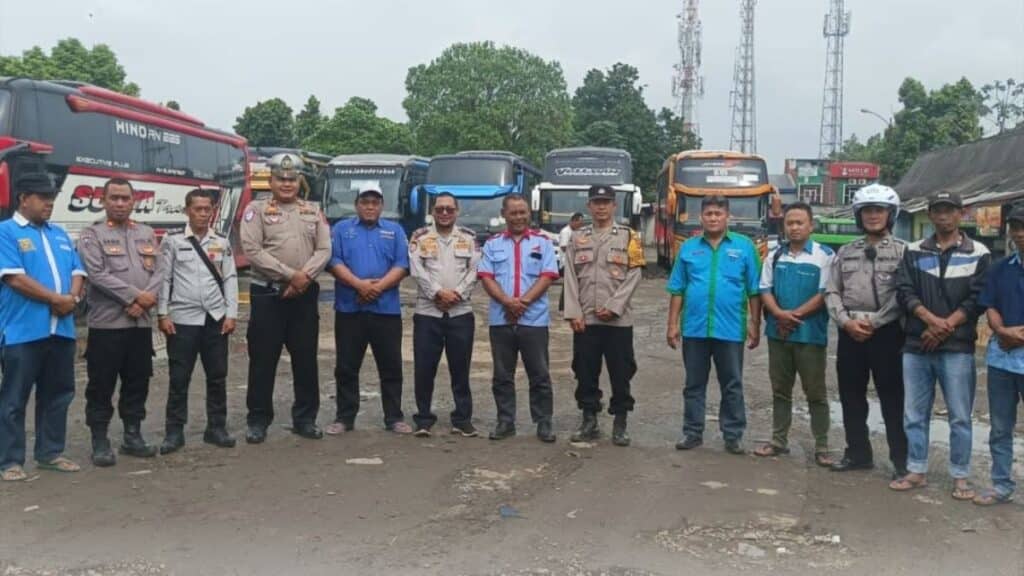 Polsek Tanah Sareal Tindak Cepat Fenomena Anak-Anak Minta Klakson Telolet di Gerbang Perumahan BCC