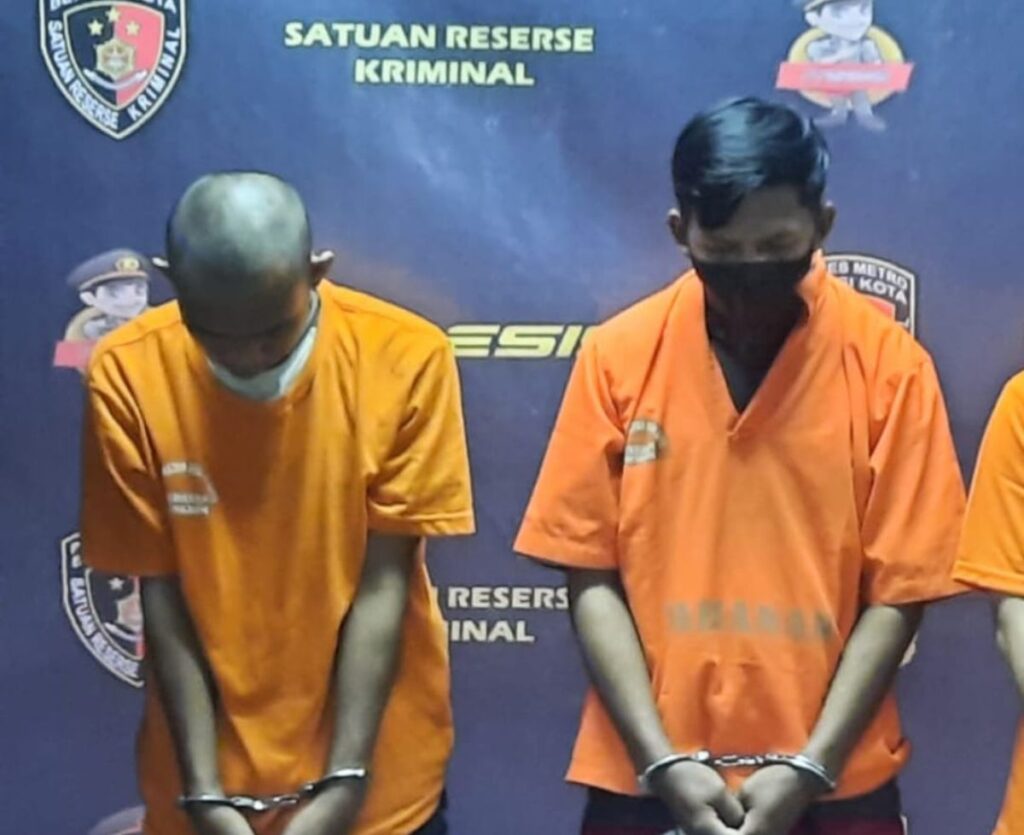 Curi Sepeda Motor Warga Bekasi Barat, Dua Pengangguran Dibekuk Polisi