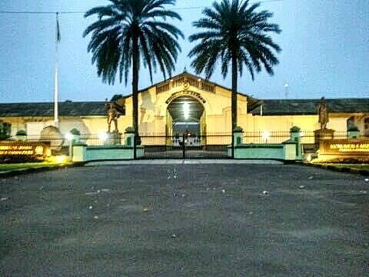 Monumen dan Museum PETA Bogor.