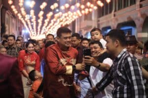 Walikota Medan Bobby Nasution Rayakan Imlek 2025 Bersama Masyarakat