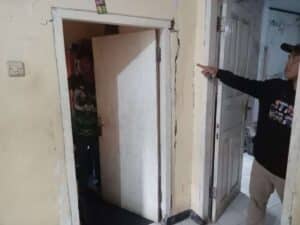 Sejumlah Rumah Rusak Akibat Proyek Pembangunan Jembatan Kaca Bendungan Sukamahi