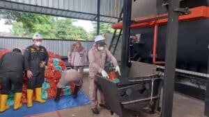 Barantin dan DPR RI Musnahkan 86,4 Ton Bawang Bombai Impor yang Tercemar Bakteri Nematoda
