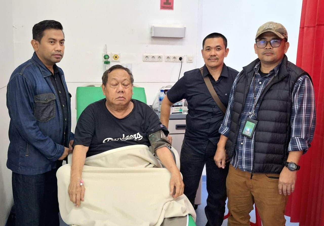 Buronan Tadjuddin Nur diamankan tim SIRI Kejagung dalam kondisi dirawat sakit, pada Rabu (12/2/2025). (Ist/KIS)