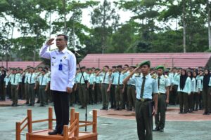 Perangi Narkoba dengan Mengawasi Keluarga, Tetangga  dan Sekolah