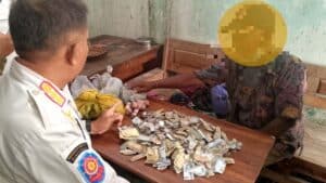 Penghasilan Pengemis di Kediri 150 Ribu per Tiga Jam, Kemana-mana Tenteng Uang 40 Juta