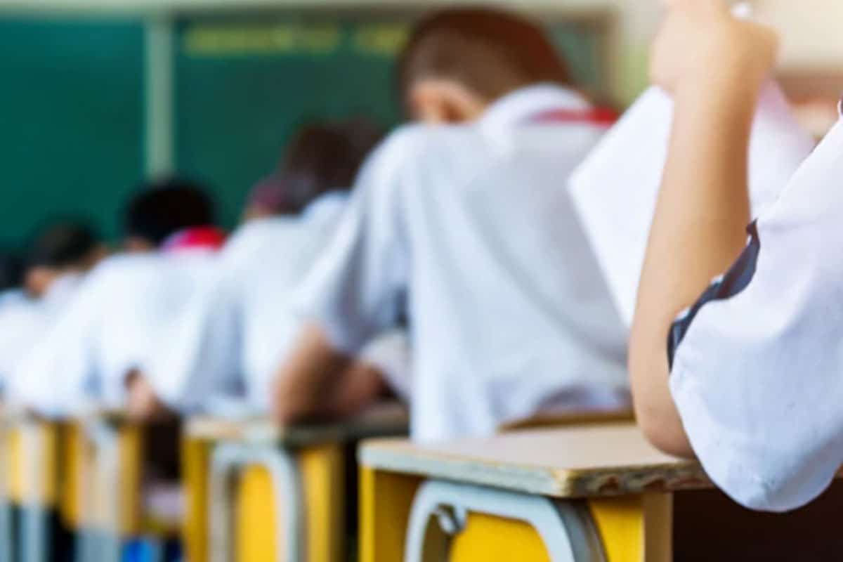 Pelajar di Jember diduga kesurupan