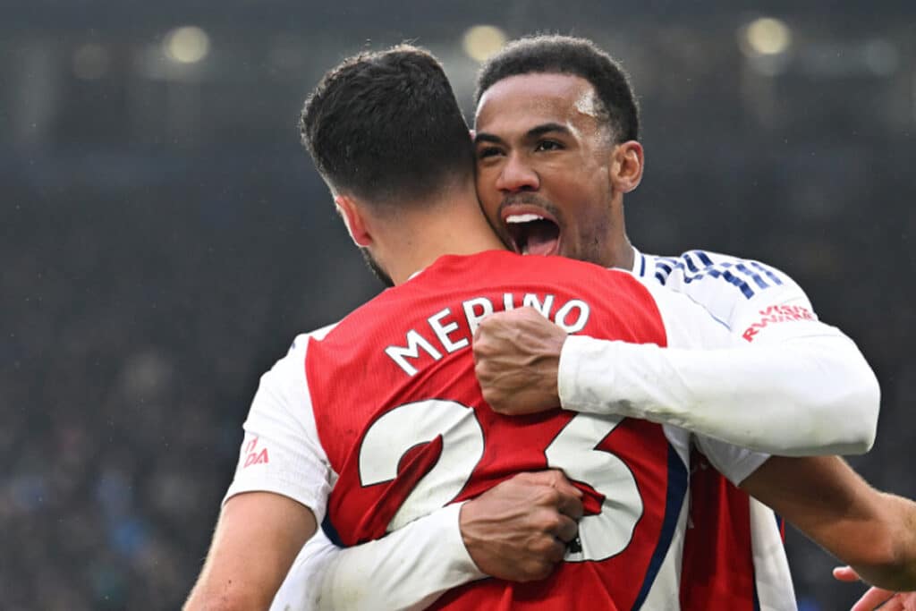 Skor Leicester City vs Arsenal, The Gunners Pecundangi Vardy cs 0-2