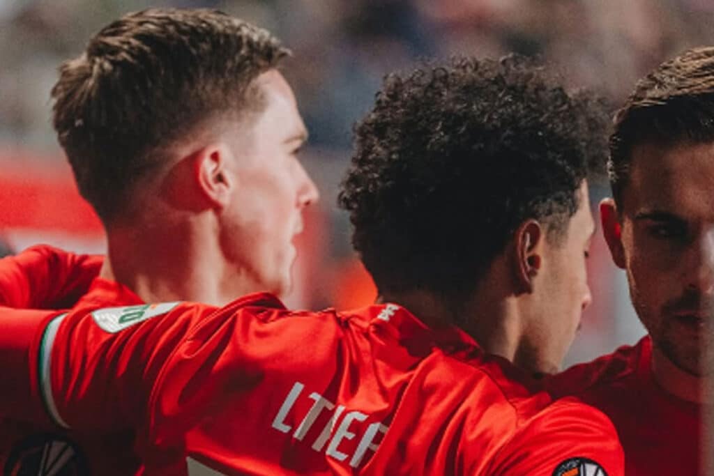 Skor Twente vs Bodo Glimt, Mees Hilgers Ikut Andil Bawa Menang 2-1