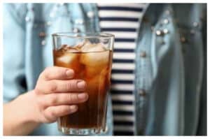 Waspada! Ini 6 Gangguan Kesehatan Akibat Minuman Bersoda